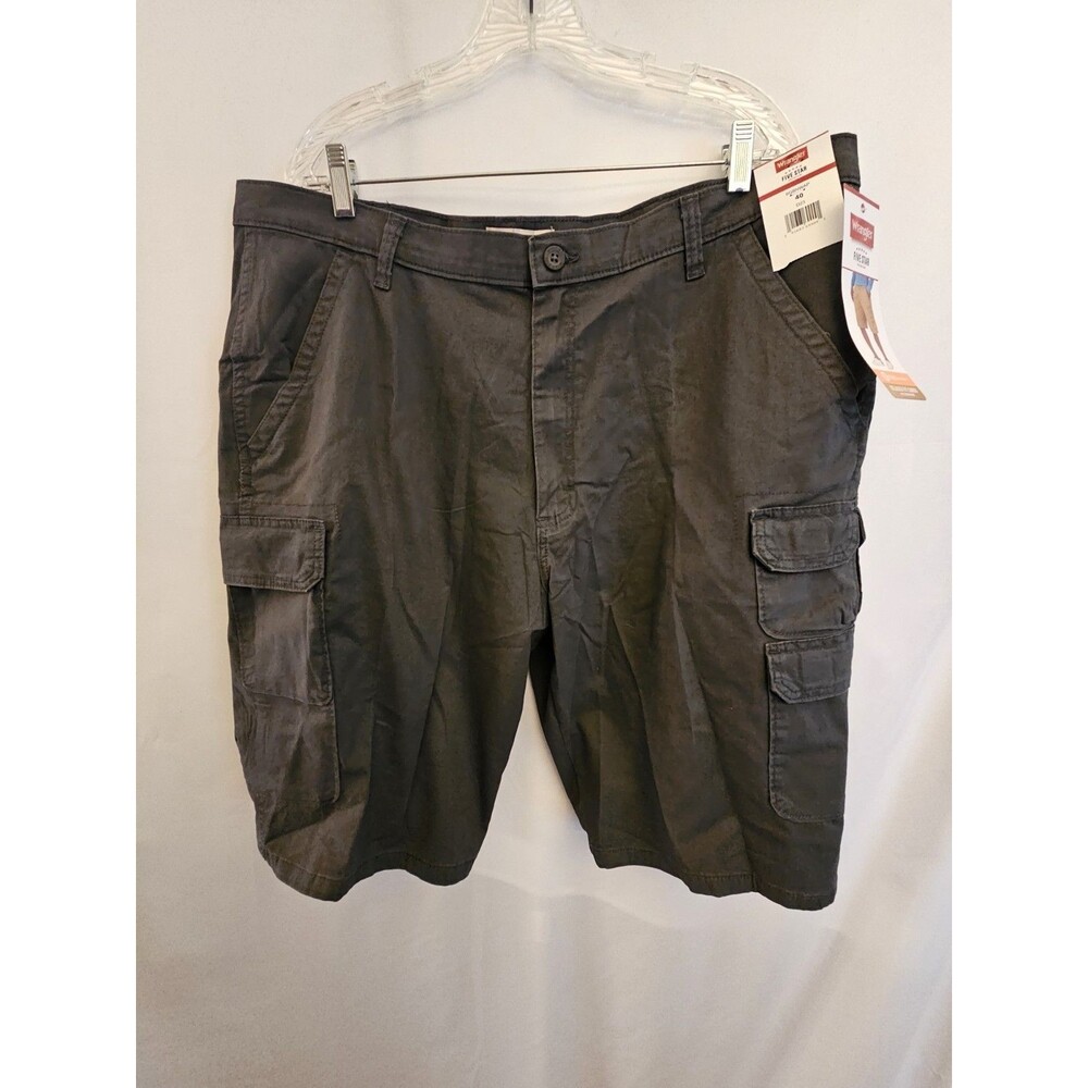 Wrangler Five Star Mens Size 40 Charcoal Relaxed Fit Flex Cargo Shorts NWT